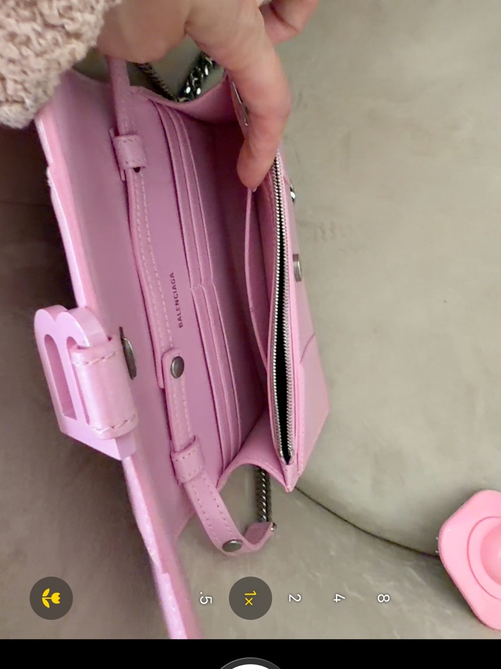 Balenciaga Pink Hourglass Leather 'B' Chain Crossbody Bag - Picture 5 of 8